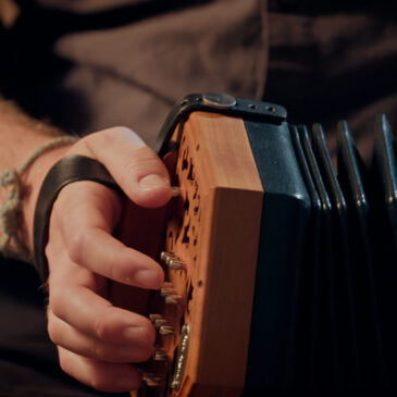 Spiel auf der diatonischen Handharmonika